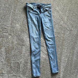 American Eagle, super super stretch skinny jeans light blue, and size 4